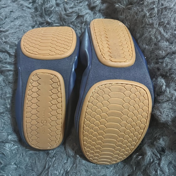 YOSI SAMRA navy blue leather, ballet flats, size 7 brand new - Picture 2 of 6